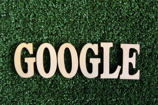 Googleの口コミを消す方法は？費用はいくらかかる？